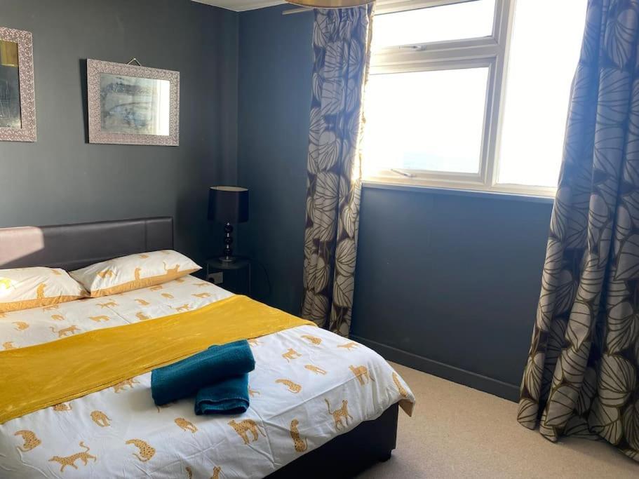 Central Sea View Maisonette Hastings Bagian luar foto
